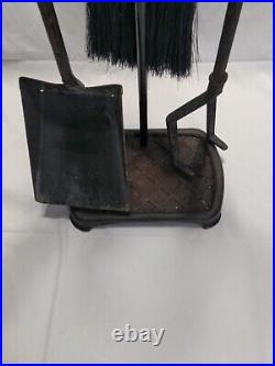 Cast Iron 3 Piece Fire Place Tool Set With Stand VTG