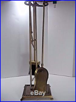 Fireplace Vintage Brass 5 Pieces withTools Stand Base withDamper/Shovel/Broom Clean