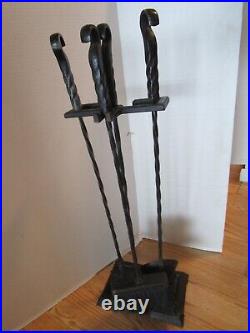 Vintage Wrought Iron Fireplace stand twisted 3-Tool set Wilshire 1970's Retro