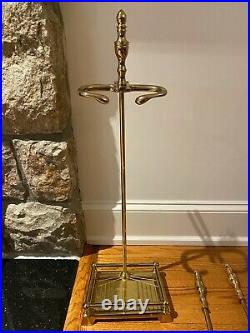 Vintage polished Brass 5-piece Fire Place Tool Set in good condition