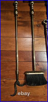 Virginia Metalcrafters 5 Pieces Fireplace Tool Set Sand Cast Brass Willamsburg