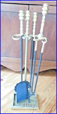 Virginia Metalcrafters/ Harvin 4 Piece Fireplace Tool Companion Set