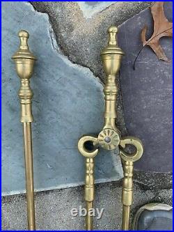 Virginia Metalcrafters signed Brass Fireplace Tool Set Colonial Williamsburg vtg