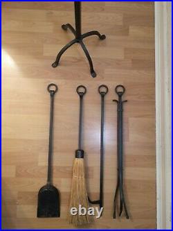 Woodfield 61221. Wrought Iron Fireplace Tool Set. Tong shovel broom poker & base